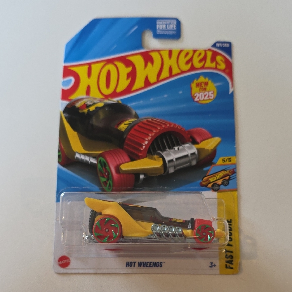 Hot Wheels - Fast Foodie - Fast Wheeings Toy Car - Yellow and Red